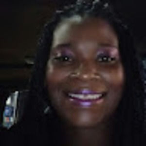 Meet your Posher, Tia